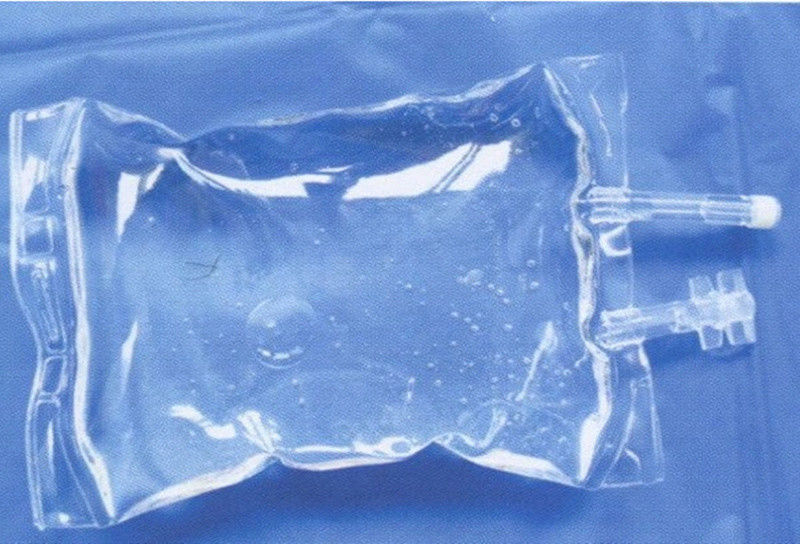 500 ml 1000 ml PVC Steril IV Torbalar PVC IV Torba Tek kullanımlık Plastik Tıbbi Steril Torbalar Infüzyon Torbaları