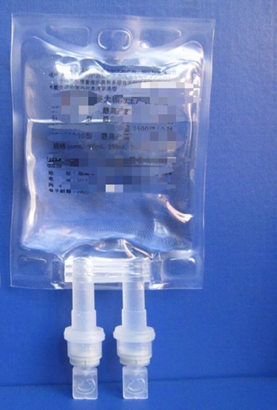 100 ml 250 ml 500 ml Tuz çözeltisi infüzyon torbası PVC infüzyon torbası Tıbbi Tek kullanımlık basınç IV PVC olmayan infüzyon torbası