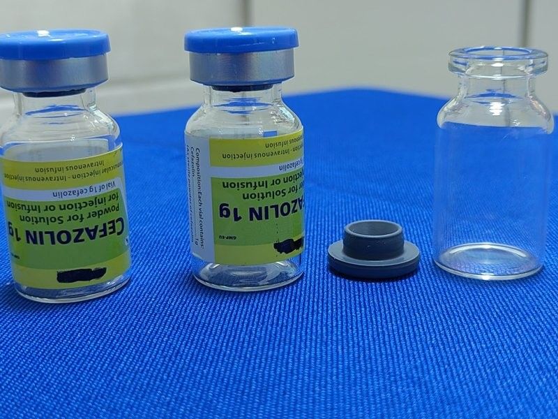 2 ml 5 ml 7 ml Dondurma Kurutma Cam Viyoli Farmasötik Tubular Vaktsina Alüminyum kapağı olan Açık Amber Cam Viyolar