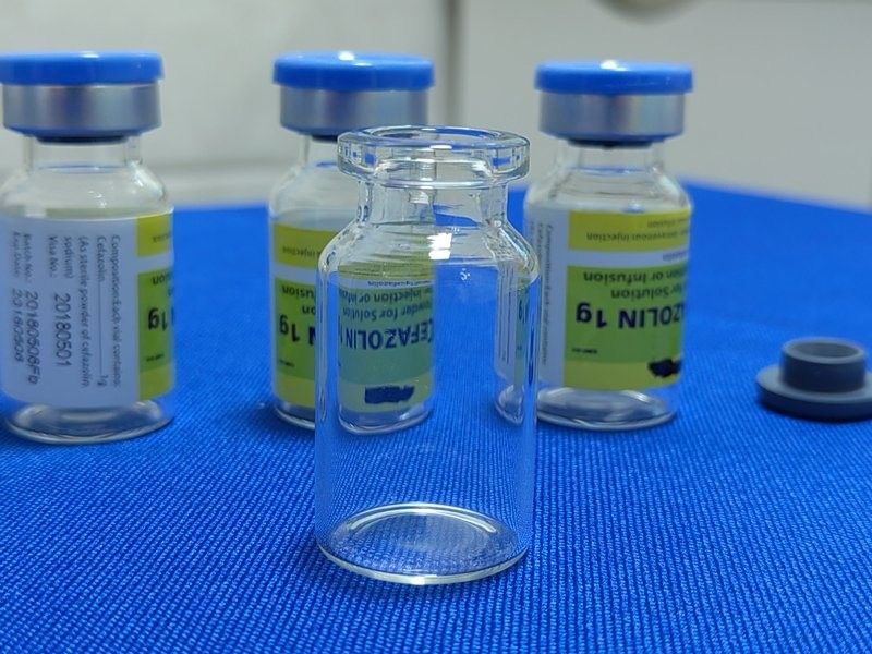 5 ml 10 ml Saf Amber Tıbbi Küçük Cam Şişe Enjeksiyon için Nötr Borosilikat Cam Flakon