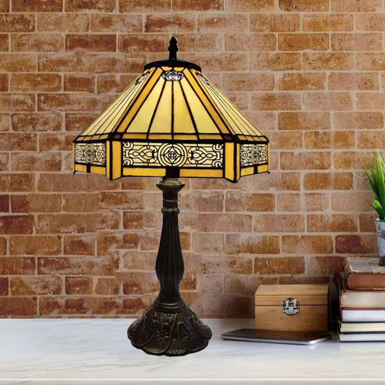 30cm Altıgen Çalışma Retro Sıcak Yatak Oda Ev El yapımı Dekoratif Lamba Renkli Sanat Türk Cam Lüks Masa Lampu