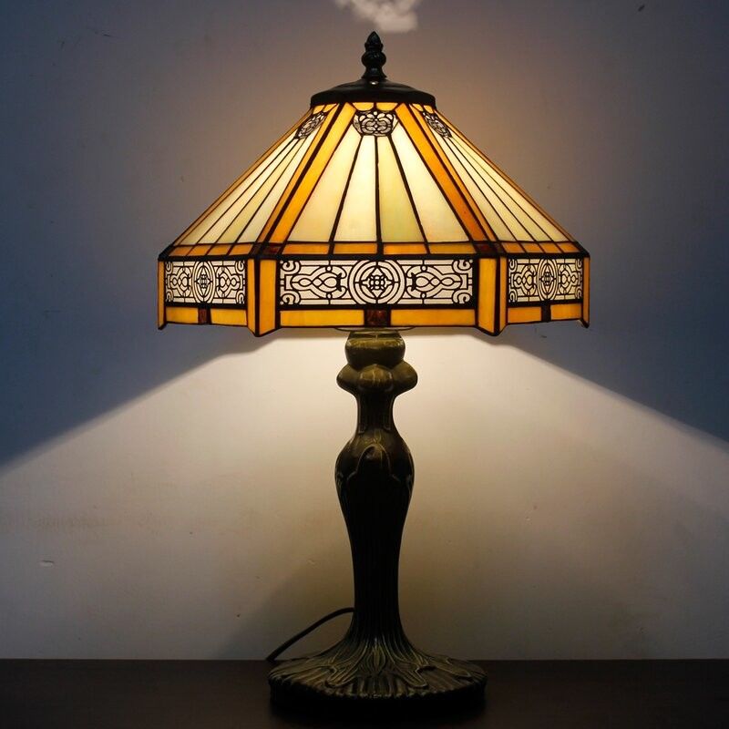 Avrupa 30cm Otel Vintage Masa Lambası Bar Yatak Odası Oturma Odası Otel El yapımı LED Cam Renkli Masa Lambası