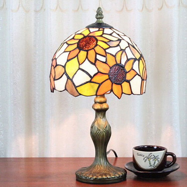 Avrupalı çiçek retro yaratıcı nostalji kafe yatak odası oturma odası okuma ışığı lamba masa lambası lüks gece masası lambası
