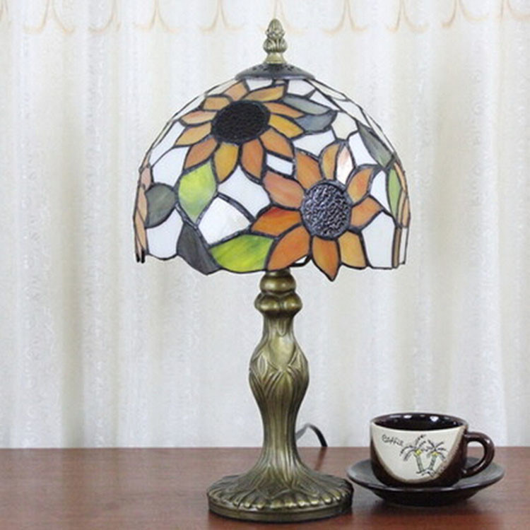 Avrupalı çiçek retro yaratıcı nostalji kafe yatak odası oturma odası okuma ışığı lamba masa lambası lüks gece masası lambası